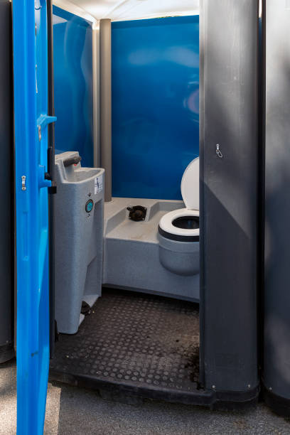Best Construction site porta potty rental  in Lehigh Acres, FL